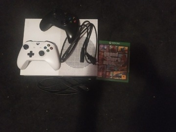 Konsola Xbox one S 1tb używana +200 pady i gra 