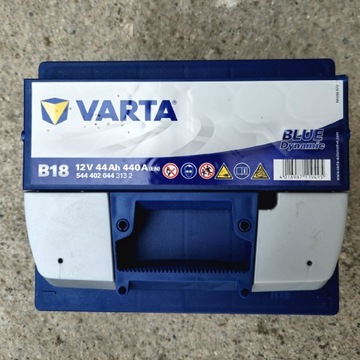 Akumulator Varta B18 12V 44Ah 440A.