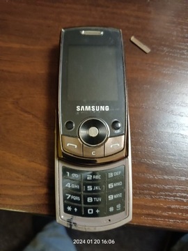 Telefon komórkowy Samsung SGH J700