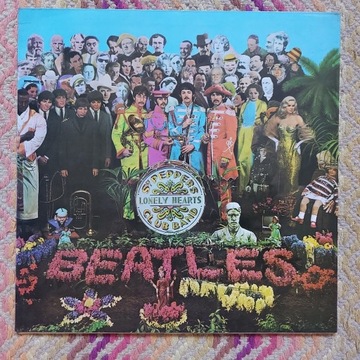 The Beatles Sgt. Pepper's Lonely 1967 Japan EX/NM-