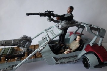 Star Wars 2 figurki i pojazd Desert Landspeeder