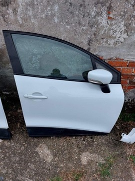 Renault Clio prawe drzwi przód OV369