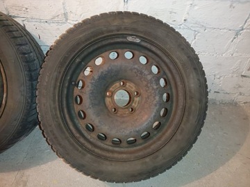 Felgi stalowe 16" Opel z oponami zimowymi Falken