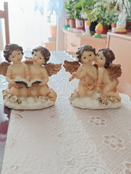 Figurki aniolków