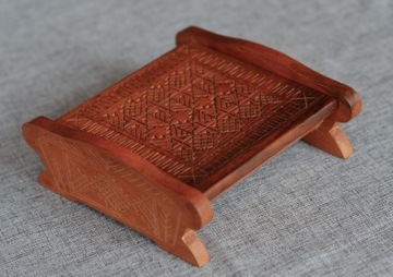 Drewniana szkatułka Indyjska biżuterię papierosy