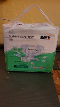 Pieluchomajtki Seni Super Trio L 10 szt