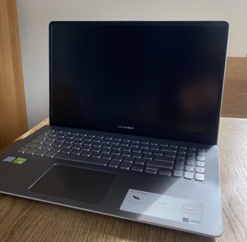 ASUS VivoBook S15 i7