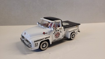 Matchbox Models of Yesteryears 1955 Ford F100 