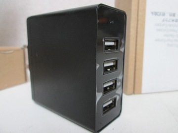 Ładowarka 4xUSB 40W 5V-8A 2,4A/USB port