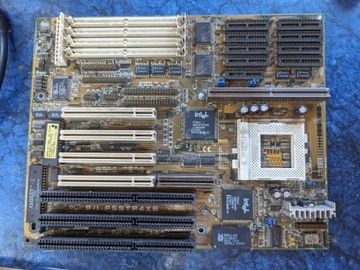 Płyta główna Asus P/I-P55TP4XE Socket 7 430FX