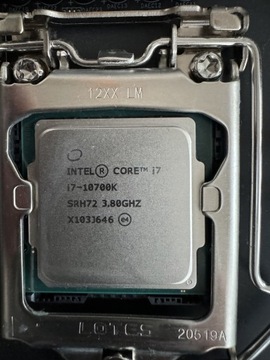 Procesor Intel Core i7-10700K + Gigabyte Z590 PRO AX AORUS
