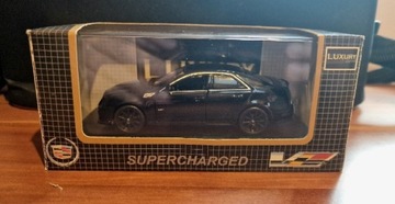 Cadillac CTS-V Luxury die-cast 1:43 model