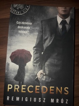 Precedens Remigiusz Mróz