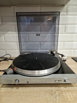 Gramofon Altus p-100