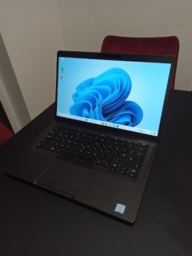 Piękny laptop Dell 5400 i5-8365U/8/256/FHD+dotyk