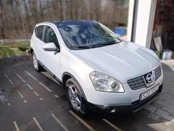 Qashqai 1.6 Benzyna z nawigacją 