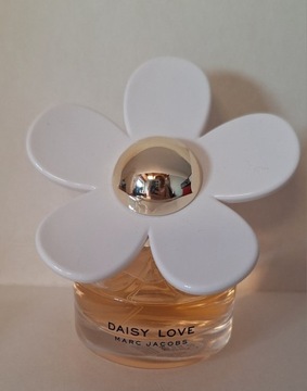 Daisy Love Marc Jacobs 