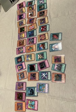 46 oryginalne karty Yu-Gi-Oh