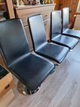 Krzesła obrotowe czarne z ecoskóry 