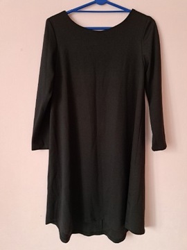 Czarna sukienka Naga S/36 dłuższy tył