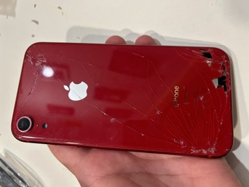 iPhone XR korpus czerwony uzbrojony