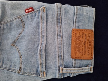 Jeansy levis super skinny