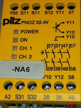 PNOZ X2.4V 1/24VDC 4n/o 1so fix 