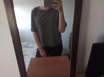 Bluzka crop top w biało czarne paski krótki rękaw 