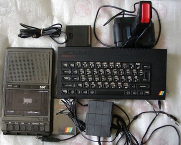 Zestaw ZX Spectrum+ 48k  /joystick/magnetofon/Kempston