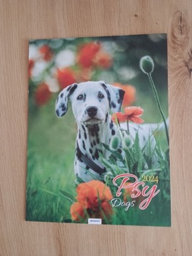 Kalendarz na ściane z psami.