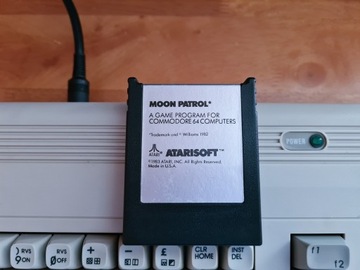 Moon Patrol Cartridge dla Commodore C64 Gra