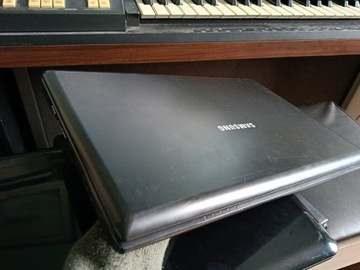 Laptop Samsung r519