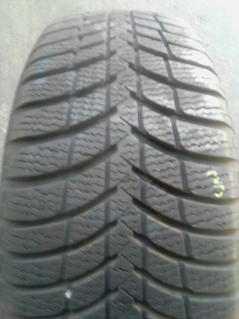 Opona KUMHO I'zen KW23 205/55R16 91H 8mm