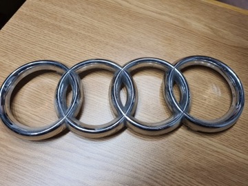 Audi A8 S8 emblemat logo grilla znaczek