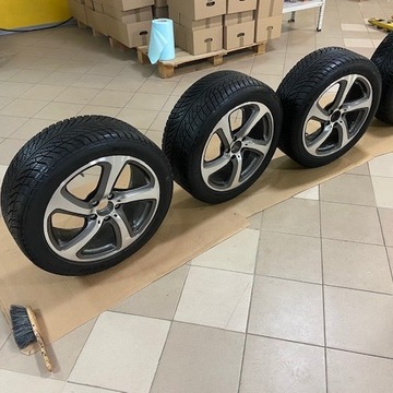 Felgi Opony Zimowe AMG 245/45R18