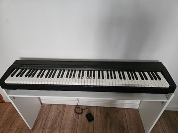 Pianino cyfrowe Yamaha P-45, zasilacz, sustain