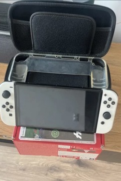Nintendo switch oled biała gratisy 