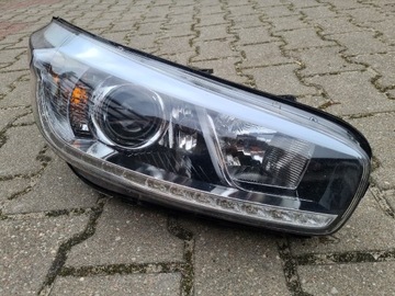 KIA CEED II 2 LED reflektor lampa prawa