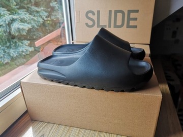 Yeezy Slide | black | EU41 / 26 cm | New!