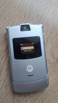 Piękna Motorola V3 uszkodzona