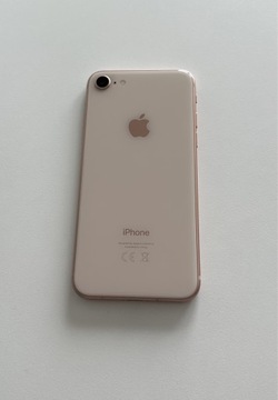 Smartfon Apple iPhone 8 64GB z ładowarką + 3 etui 