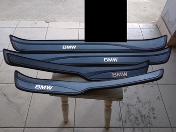 BMW E90 Listwy progowe komplet.