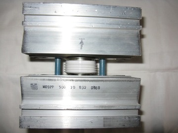 Dioda prostownicza na radiatorze D20 500A 2000V