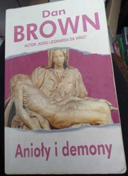 Dan Brown "Anioły i demony" 