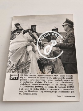 Zdjęcie Mistrzostwa Spadochronowe 1970 rok PRL