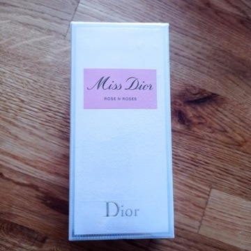 Dior Miss Dior Rose n'roses