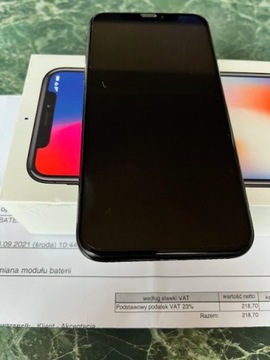 Apple iPhone X 64 GB czarny.