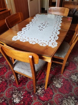  stół z krzesłami Bilea z 1966 
