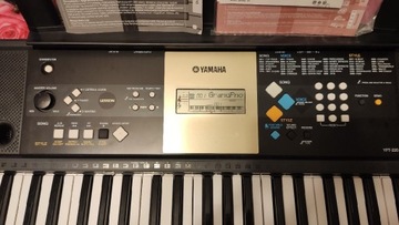 Keyboard Yamaha YPT 220