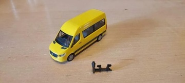 Mercedes Sprinter Bus 18 żółty Herpa 093804 1:87